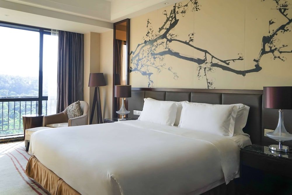 Deluxe Room, 1 King Bed, Non Smoking