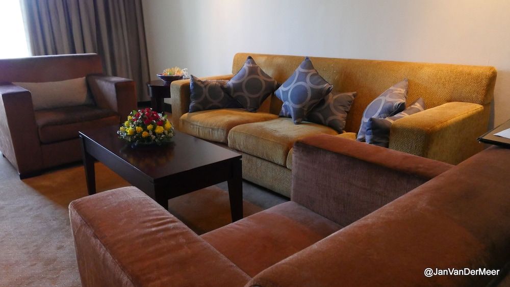 undefined Gorillas Golf Hotel 3