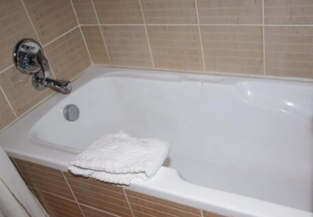 undefined Gorillas Golf Hotel 10