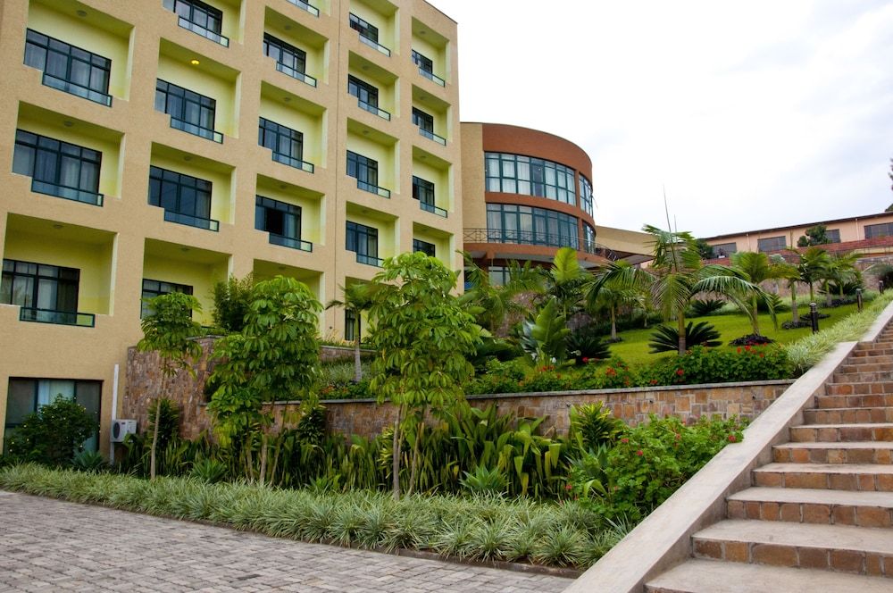 undefined Gorillas Golf Hotel 4