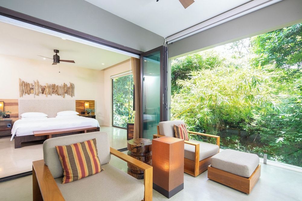 Andaz, Suite