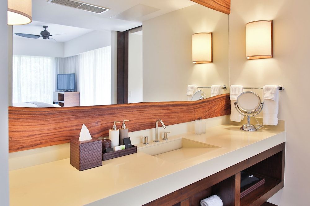 El Mangroove Papagayo, Autograph Collection Suite, 1 King Bed, Non Smoking, Resort View 5