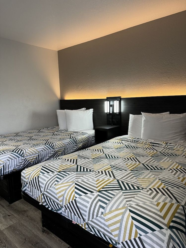 Standard Room, 2 Double Beds, Non Smoking, Refrigerator