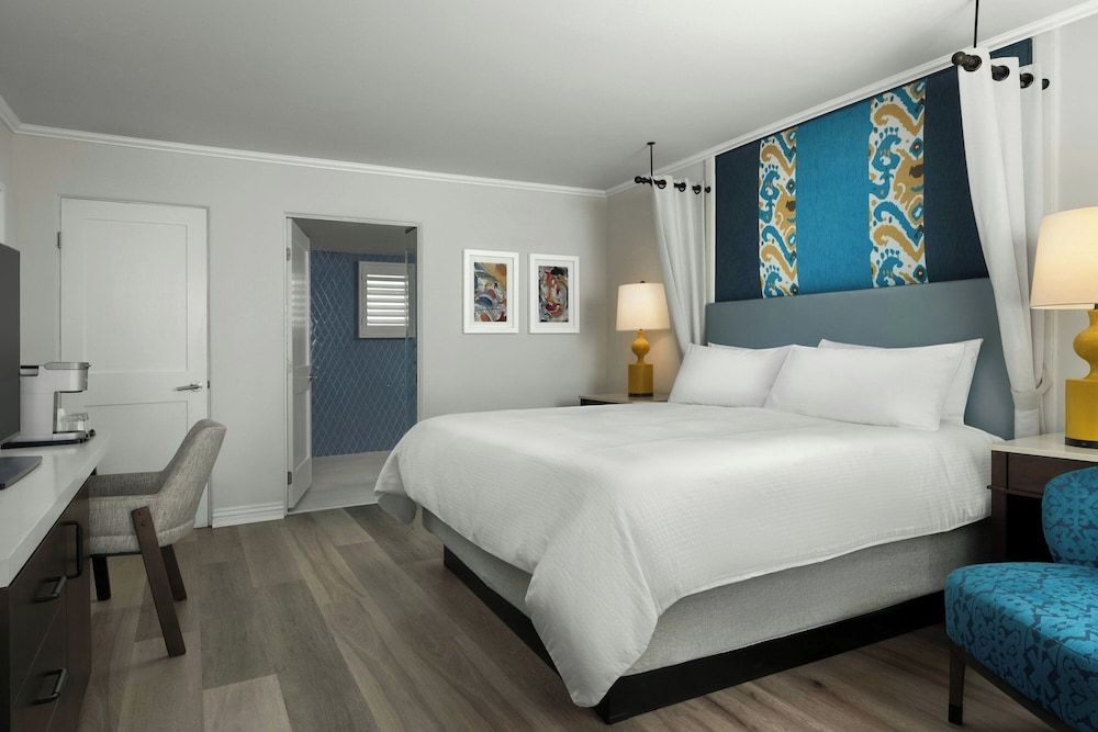 Room, 1 King Bed, Non Smoking