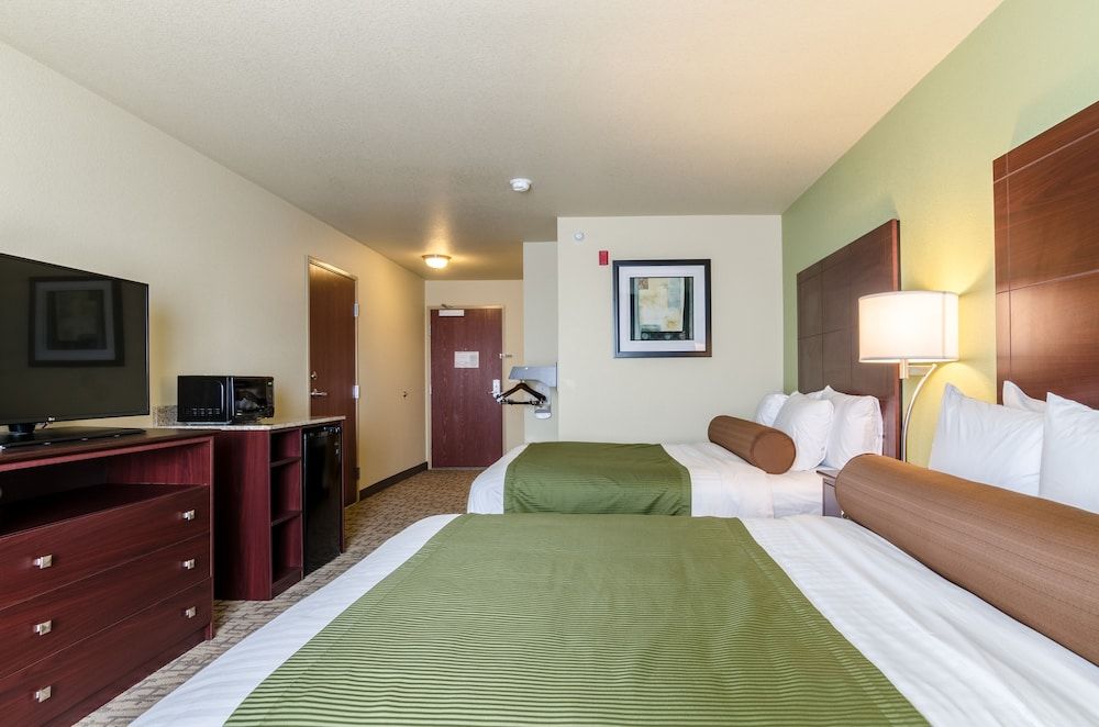 Cobblestone Inn & Suites - Carrington Standard Room, 2 Queen Beds, Non Smoking