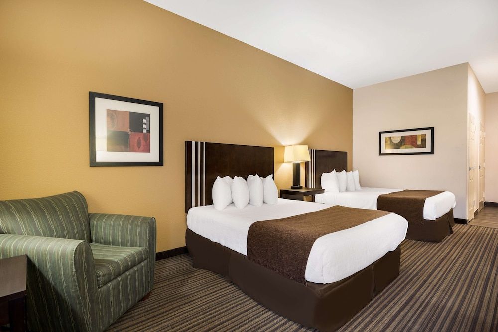 Best Western Houma Inn Standard Room, 2 Queen Beds, Non Smoking 3