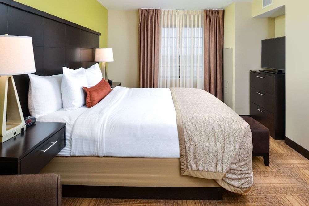 Suite, 1 Bedroom, Kitchen