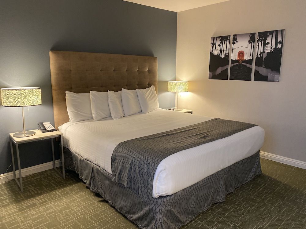 Redac Gateway Hotel In Torrance