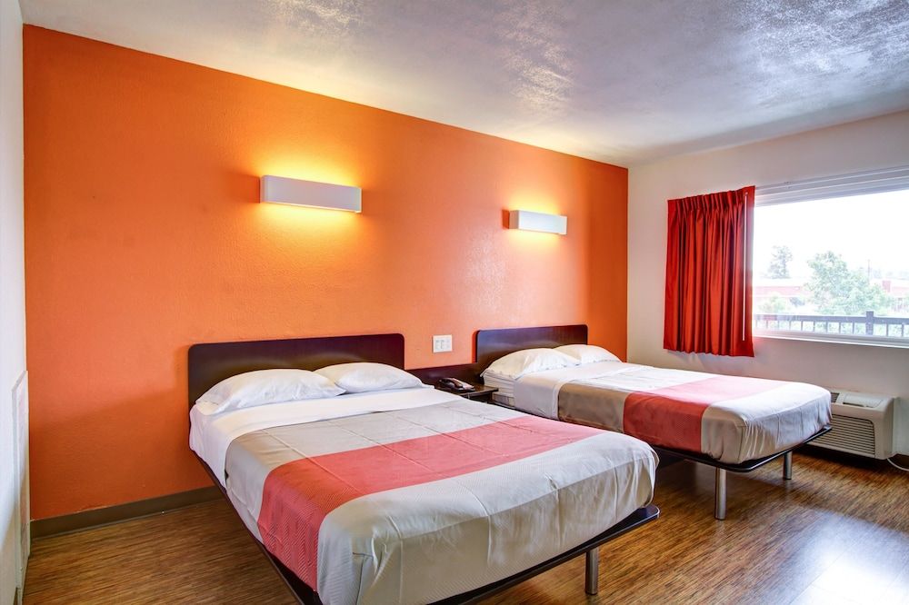 Motel 6 Richfield, OH Standard Room, 2 Double Beds, Non Smoking 2