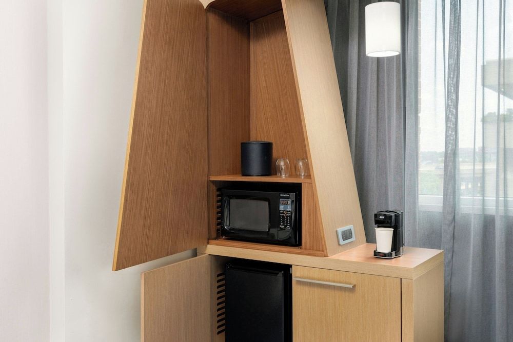 undefined Courtyard Buffalo Downtown / Canalside 3