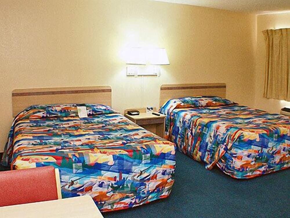 Standard Room, 2 Double Beds, Non Smoking