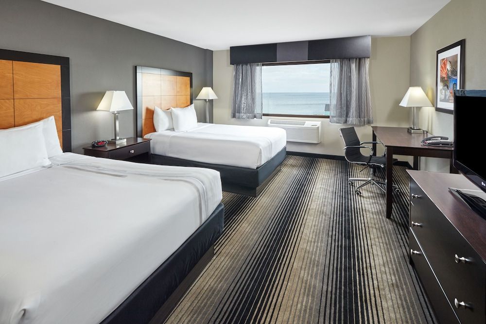 undefined Best Western Plus Hyde Park Chicago Hotel 8