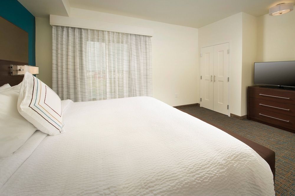 Suite, 1 Bedroom (Hearing Accessible)