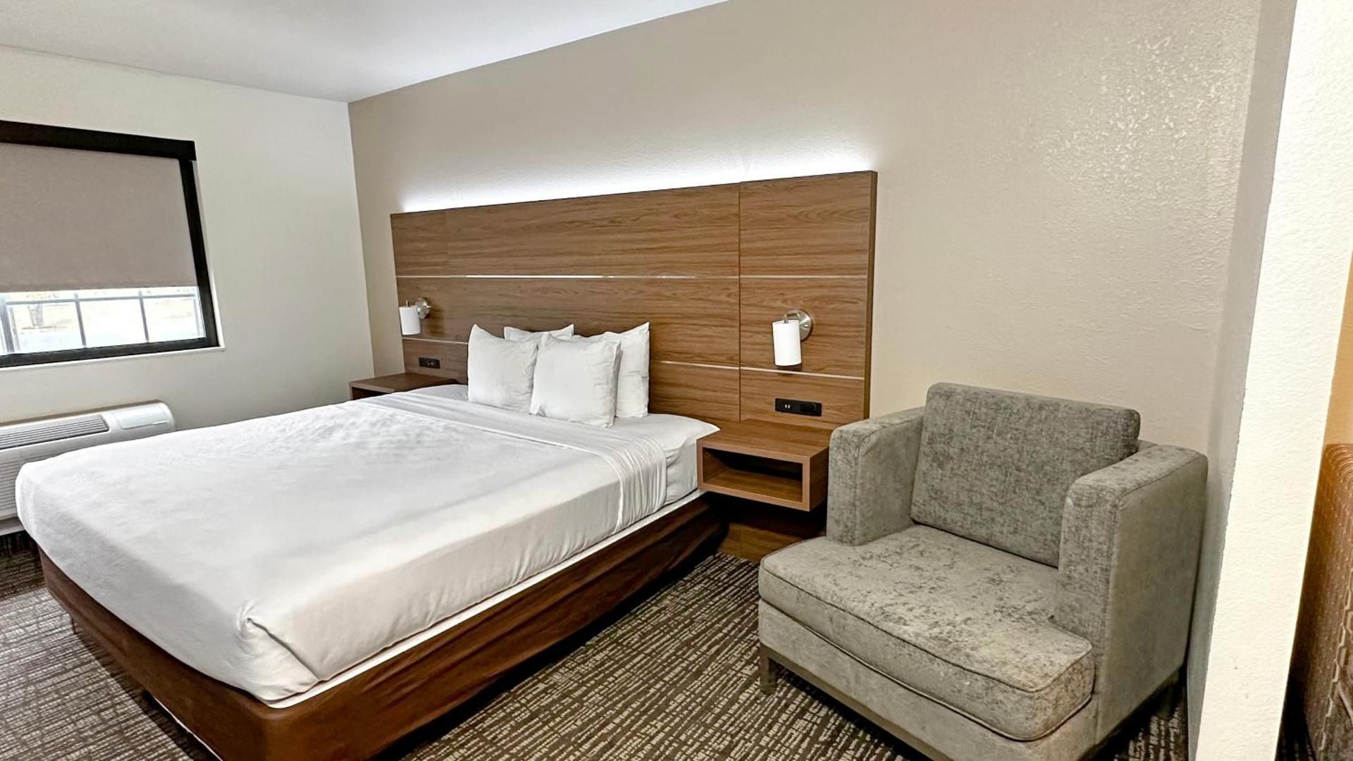 King Room with Sofa Bed