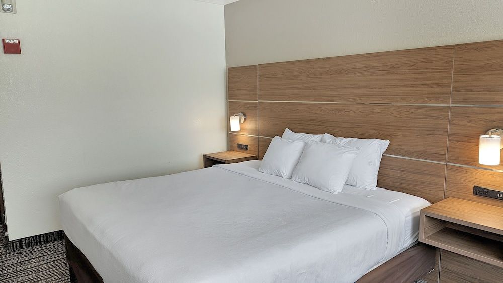 Standard Single Room Accessible Room