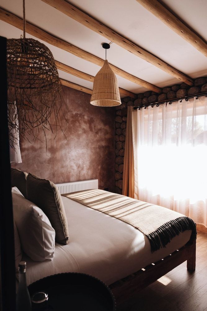 Suite (Explorer)