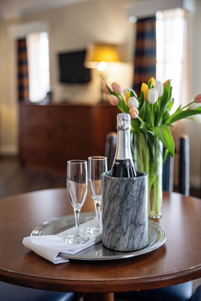 The Wolfeboro Inn Junior Studio Suite 8