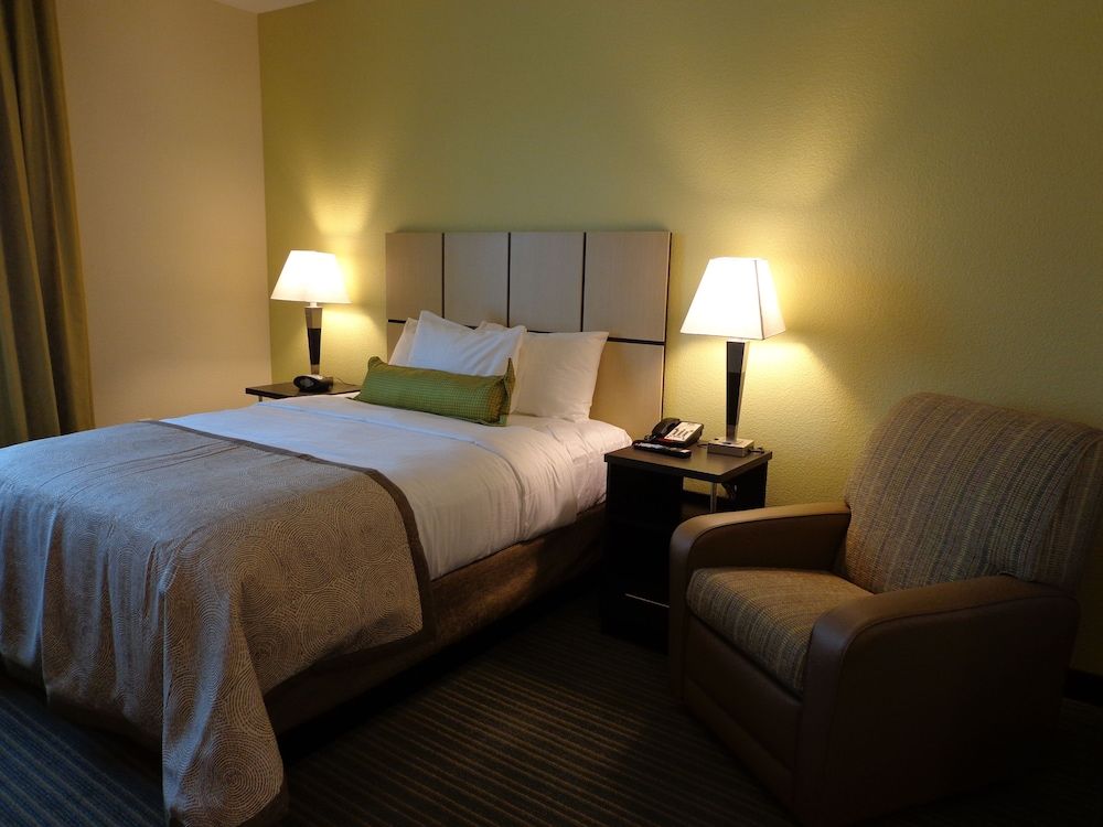 Studio Suite, 1 Queen Bed, Accessible (Communications)