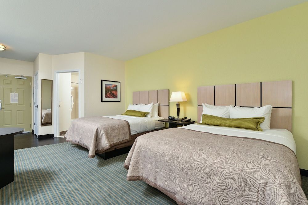 Studio Suite, 2 Queen Beds, Accessible (Communications)