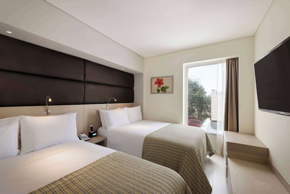 Suite, 2 Double Beds