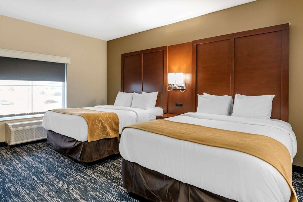 Suite, 2 Queen Beds, Non Smoking