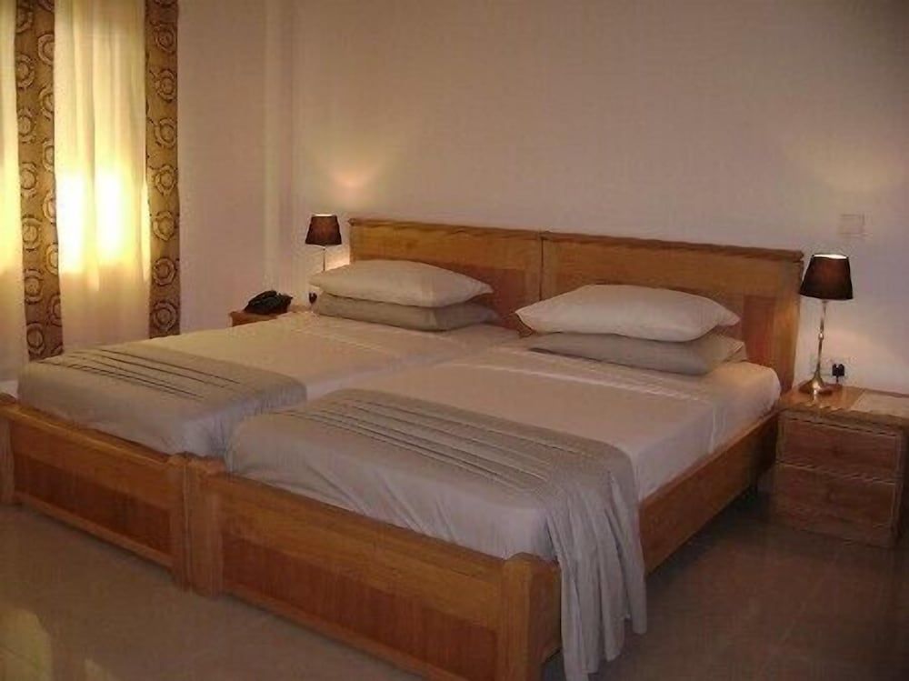 Elmina Bay Resort Deluxe Twin Room 2