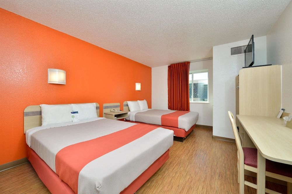 Motel 6 McKinney, TX - North Standard Room, 2 Double Beds, Accessible, Non Smoking 3