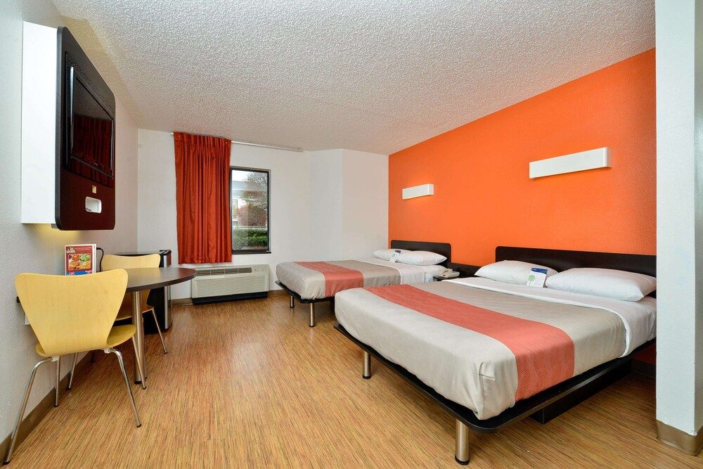 Standard Room, 2 Double Beds, Non Smoking