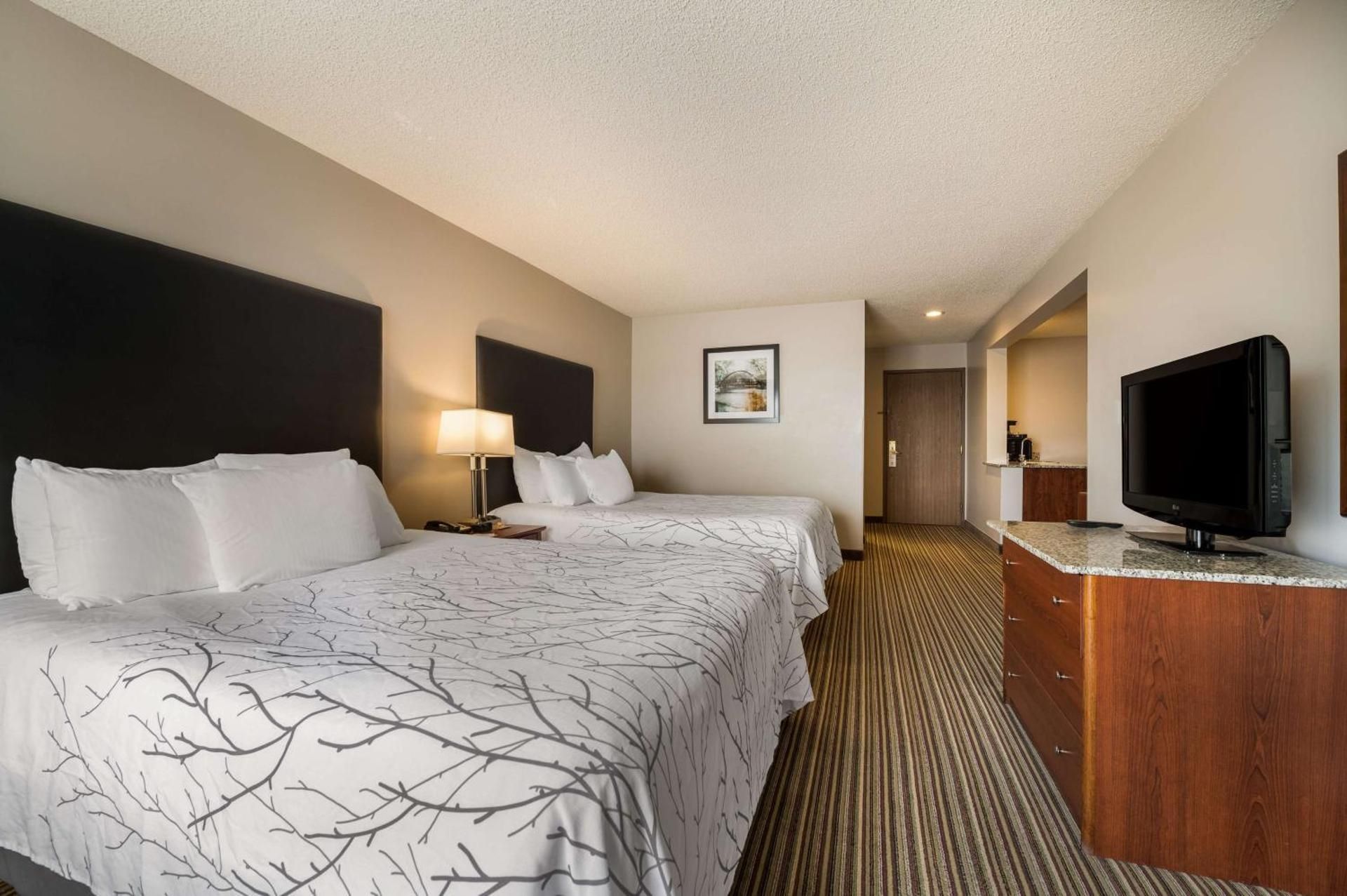 Suite with Two King Beds, Sofa Bed and Sitting Area - Non-Smoking