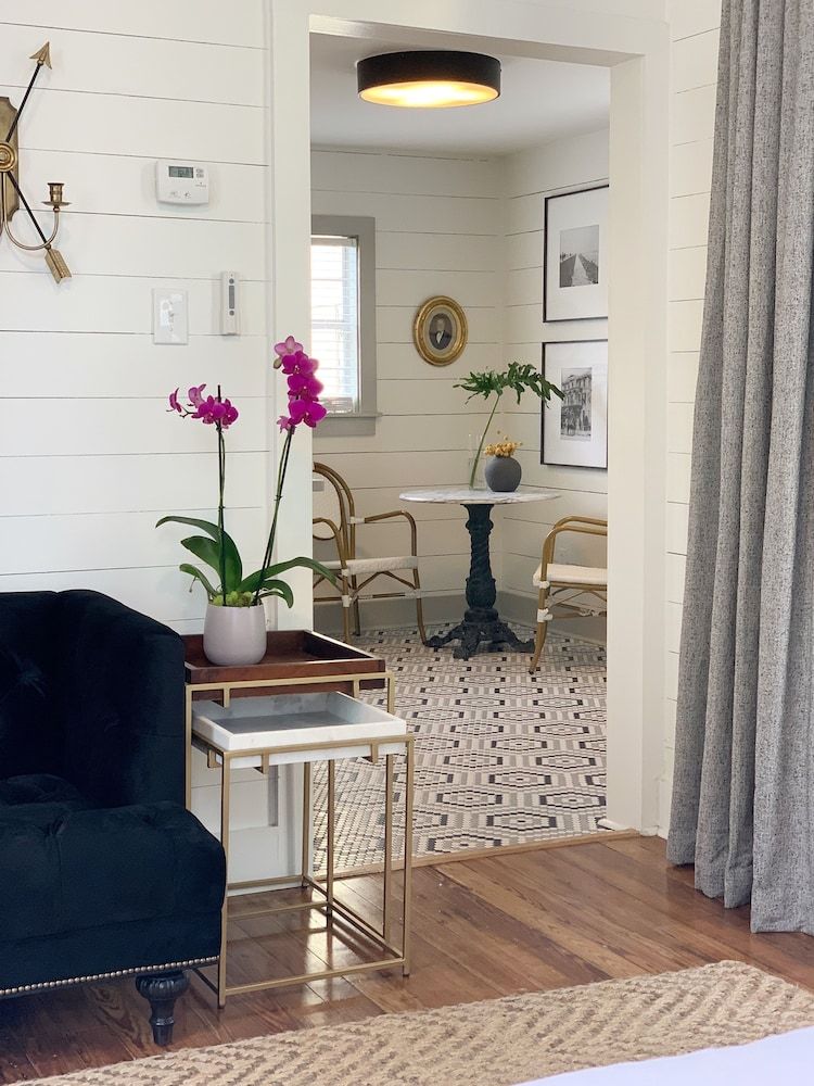 Coppersmith Inn B&B Luxury Suite, 1 King Bed, Garden View (Clara's Cottage) 9