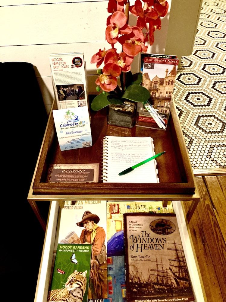 Coppersmith Inn B&B Luxury Suite, 1 King Bed, Garden View (Clara's Cottage) 10