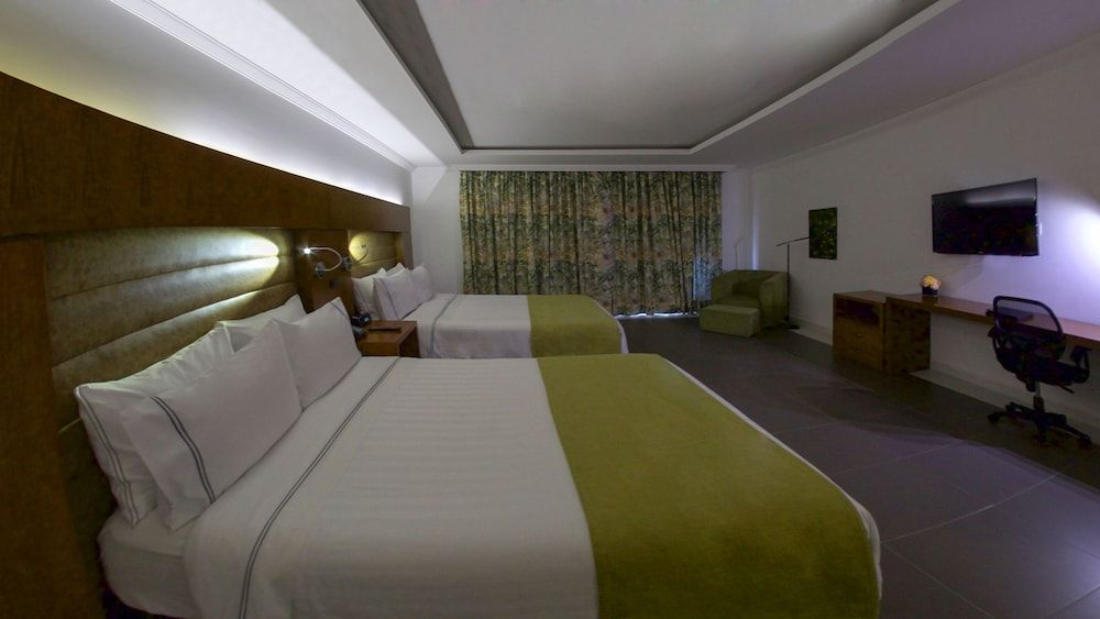 GHL Hotel Grand Villavicencio Standard Twin Room, 2 Double Beds 3