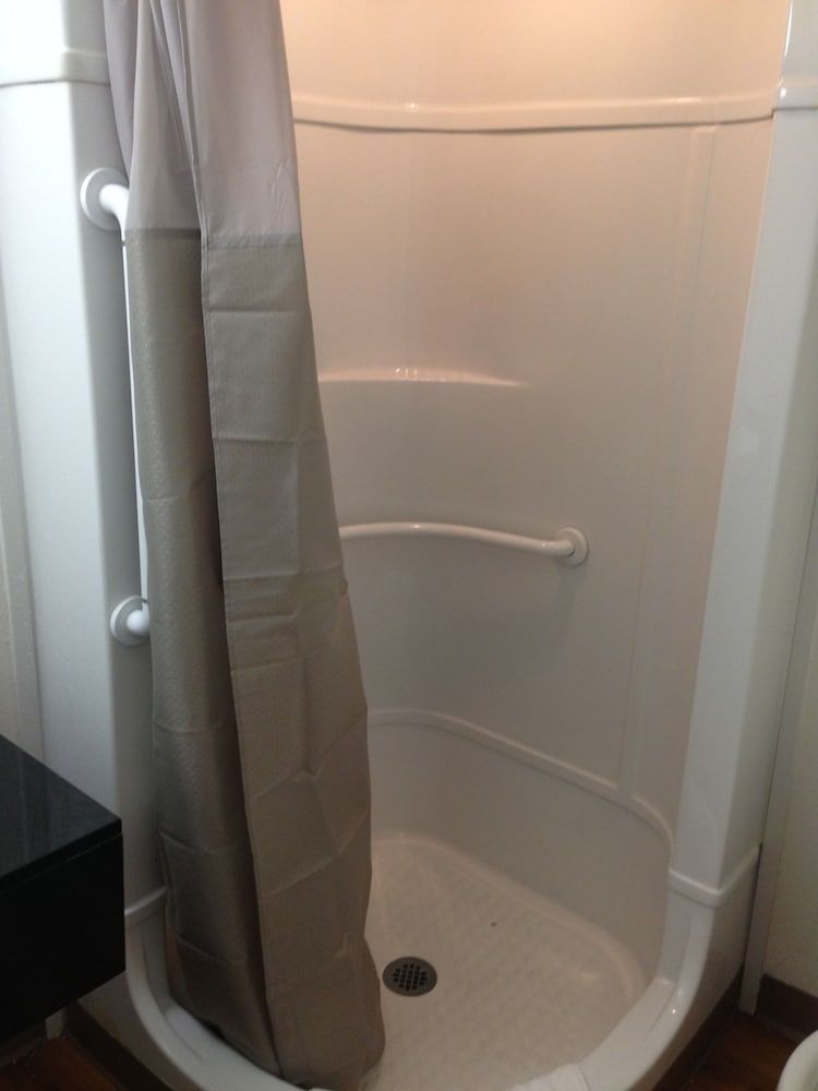 Motel 6 Bessemer, AL - Birmingham Standard Room, 1 Queen Bed, Smoking 16