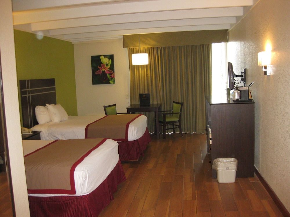 undefined Best Western Orlando West 5