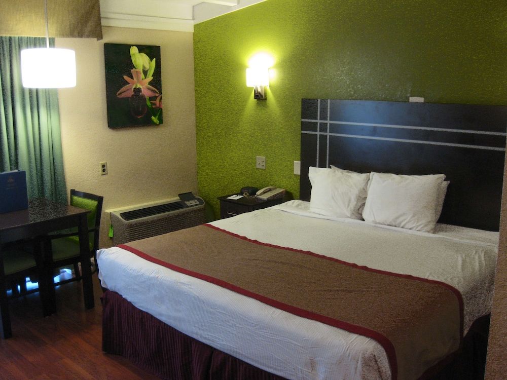 undefined Best Western Orlando West 8