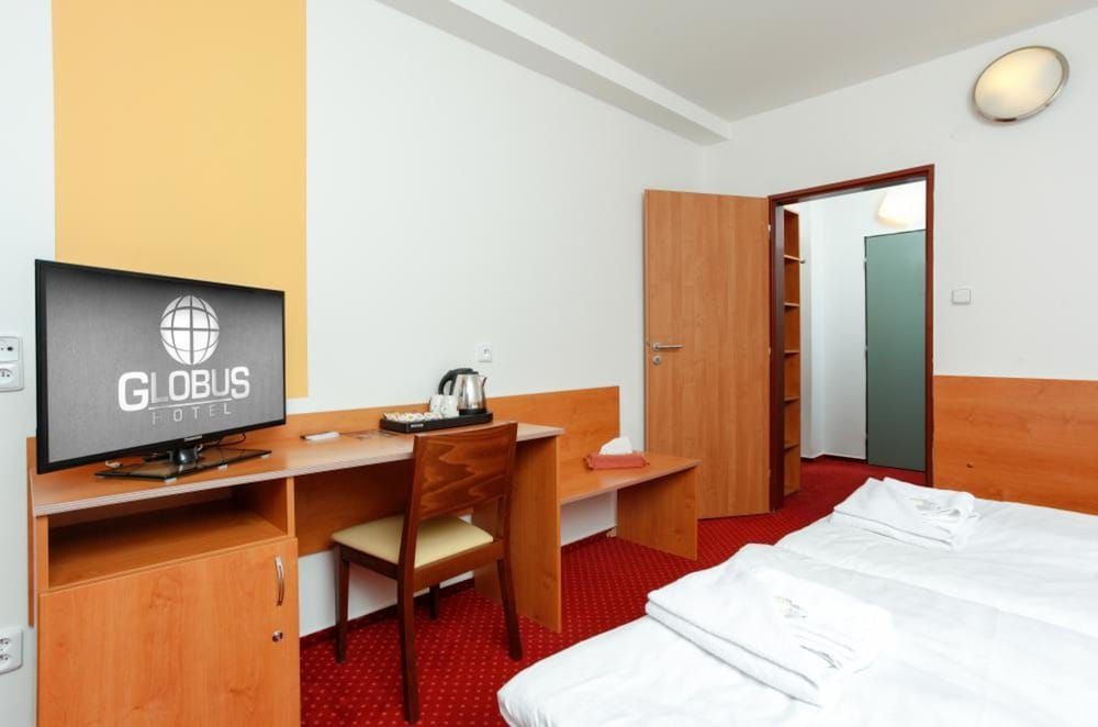Hotel Globus Twin Room