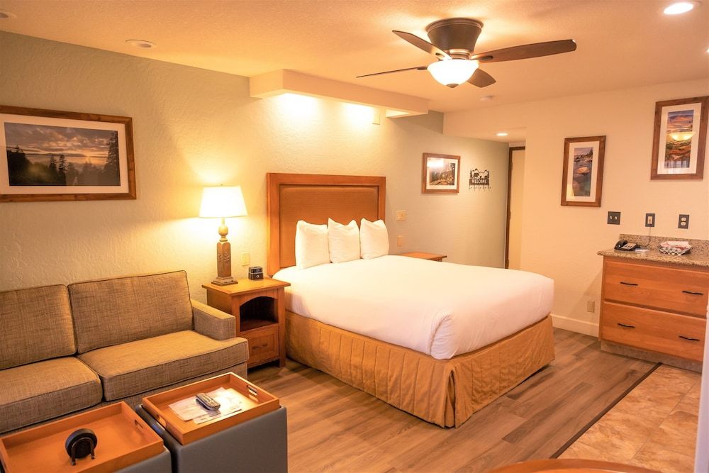 Tahoe Beach & Ski Club Studio, Kitchenette