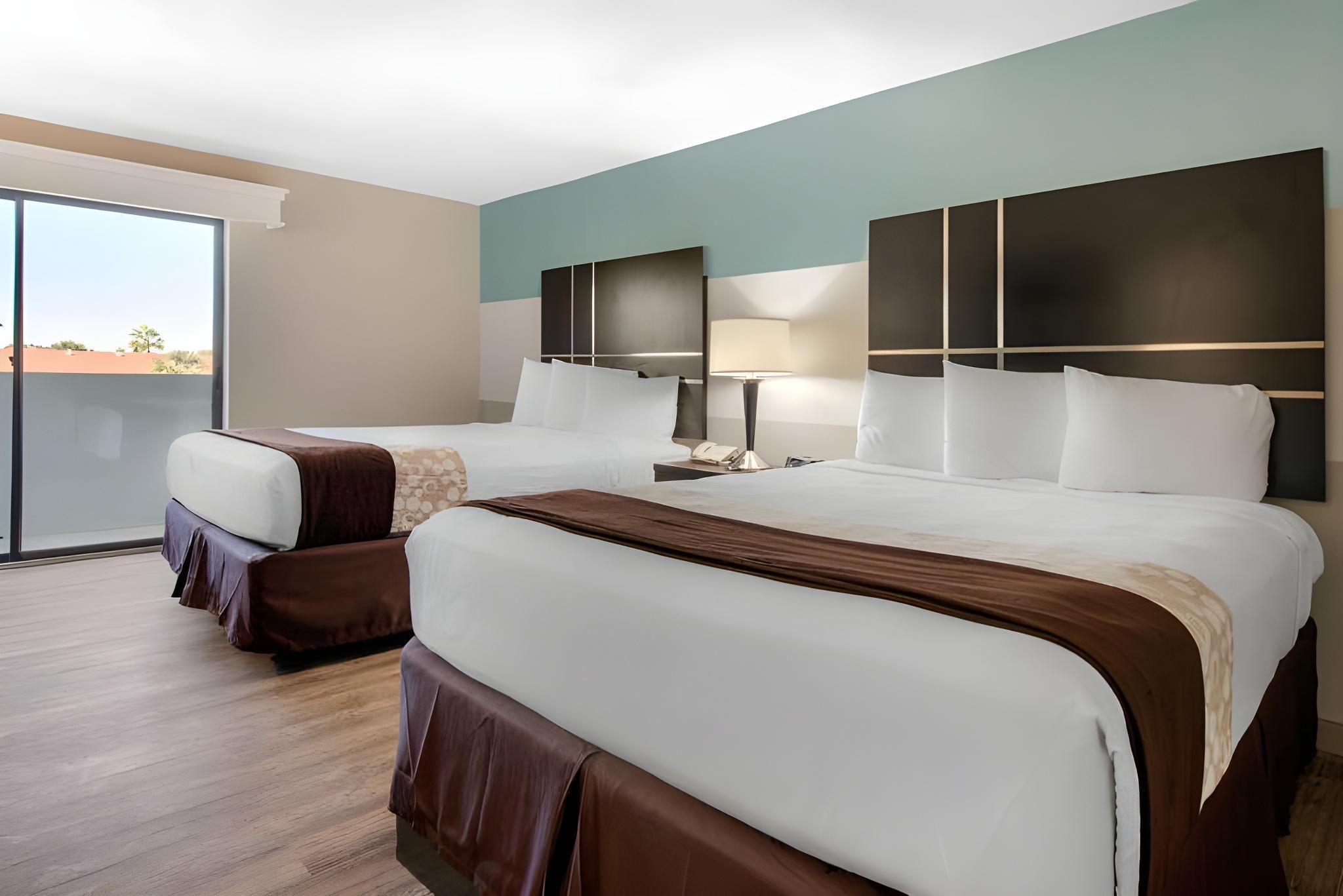HOQ - Hope Double Queen Room