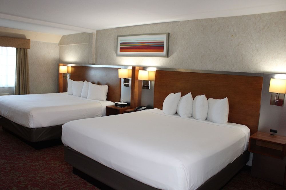 Standard Room, 2 Queen Beds, Non Smoking