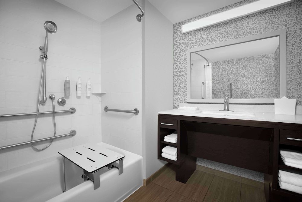 undefined Home2 Suites by Hilton Pittsburgh / McCandless, PA 10