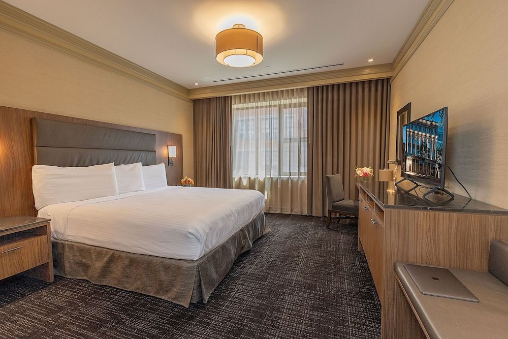 Opera House Hotel Superior Room, 1 King Bed