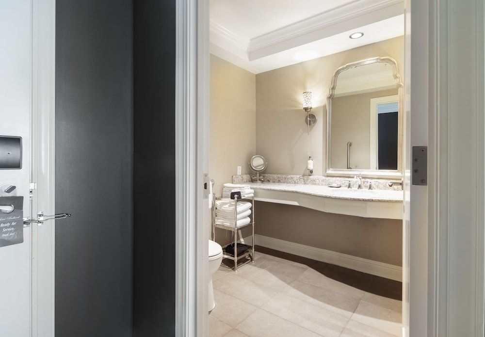 Hotel Ballard Standard Room, 2 Double Beds 4