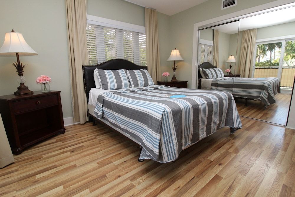 Deluxe Condo, 2 Bedrooms