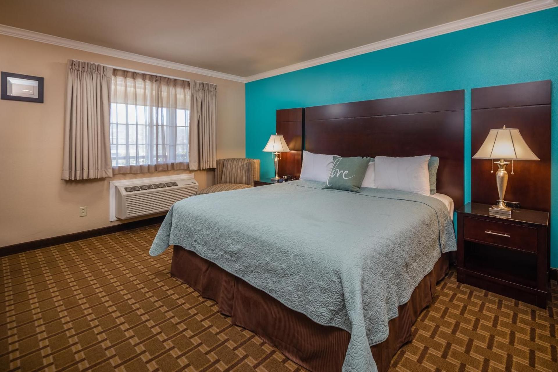 King Room - Non-Smoking