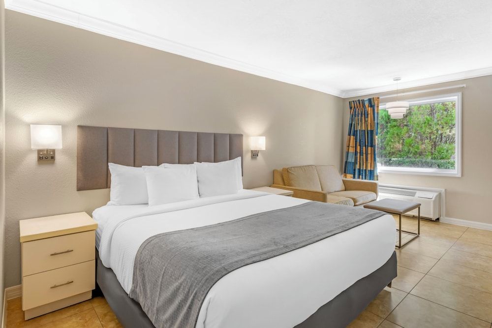 undefined Orlando International Drive North Hotel 5