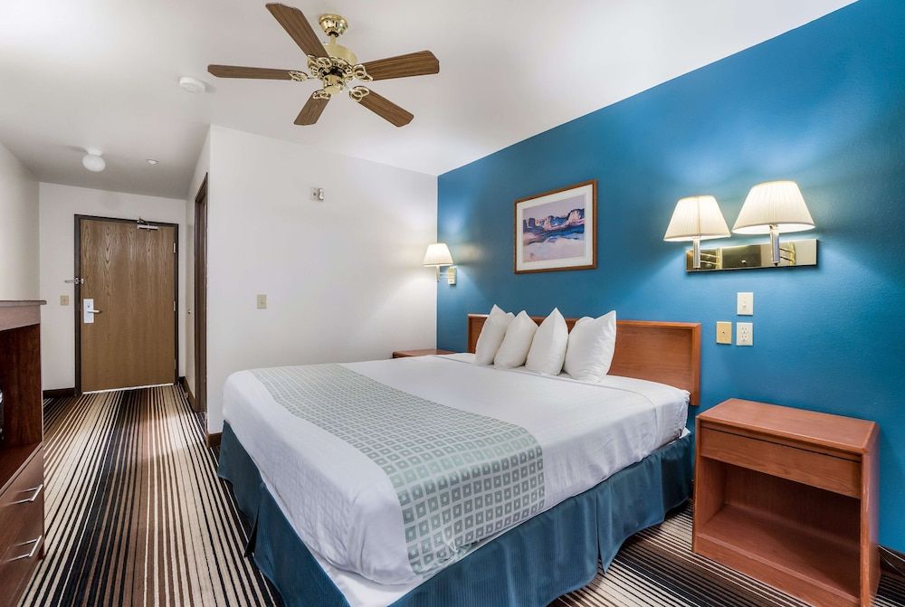 Room, 1 King Bed, Accessible, Non Smoking