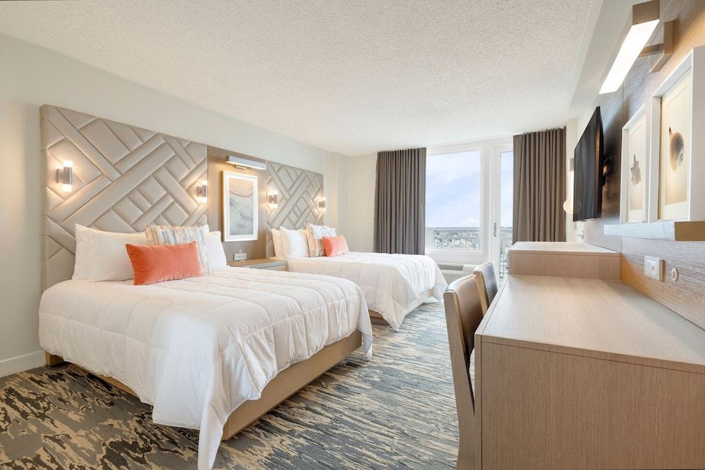Standard Room, 2 Double Beds, City View