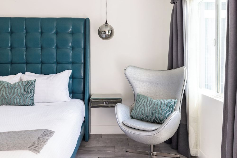 Standard King Room