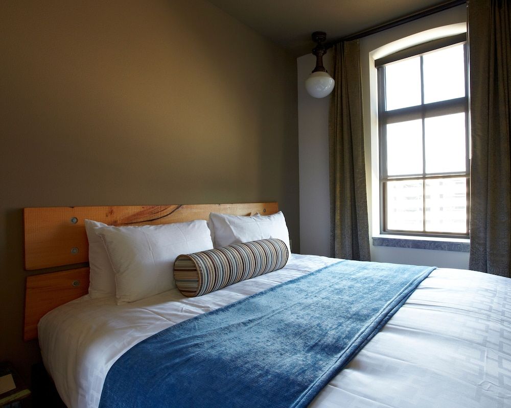 Standard Studio, 1 Queen Bed
