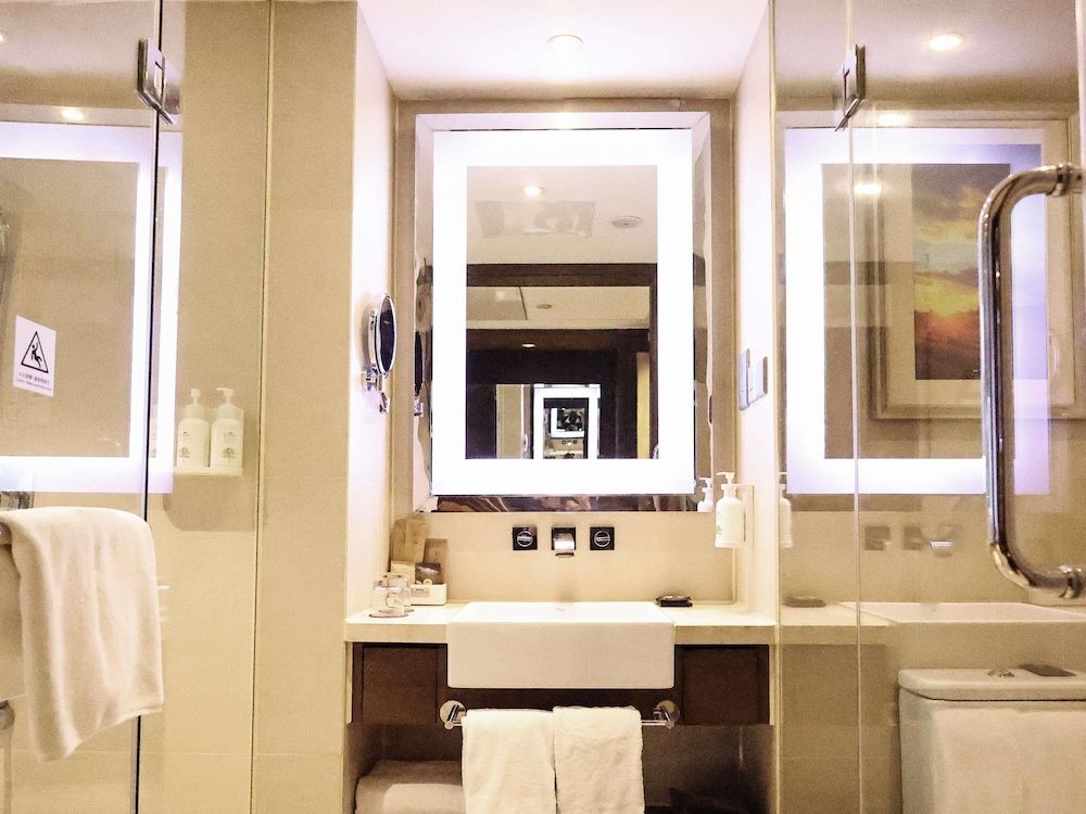 Executive Room, City View (1 double bed)